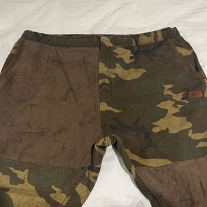 men’s joggers